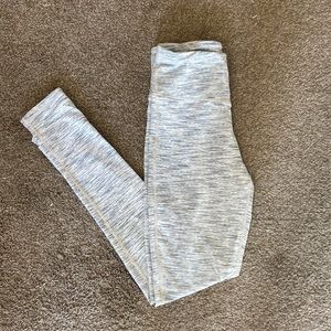 Women’s gray leggings